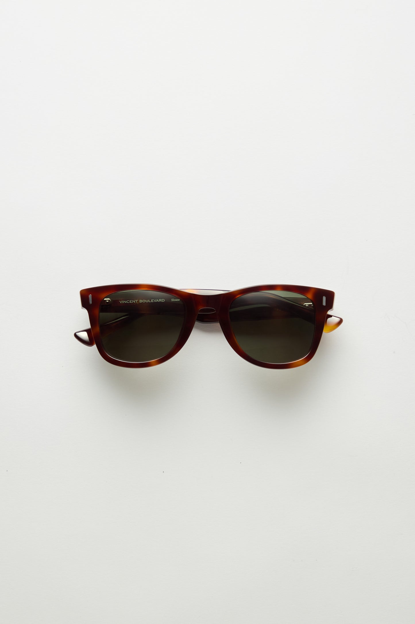 Sloane in Tortoise & G15