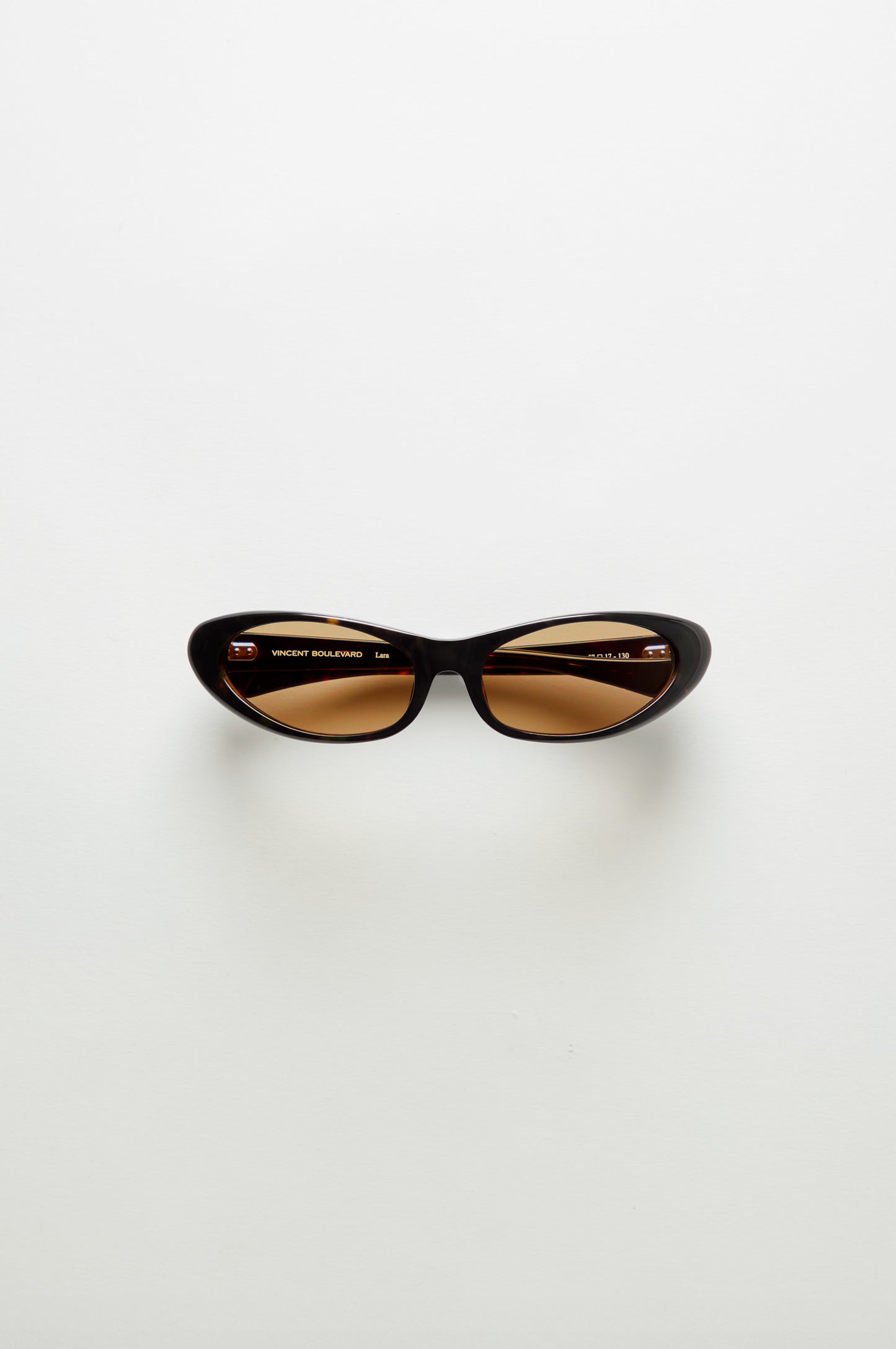 Lara in Onyx & Amber