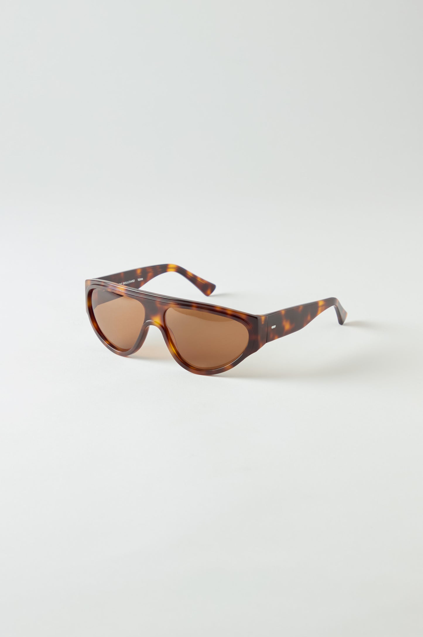 Valletta in Tortoise & Cognac