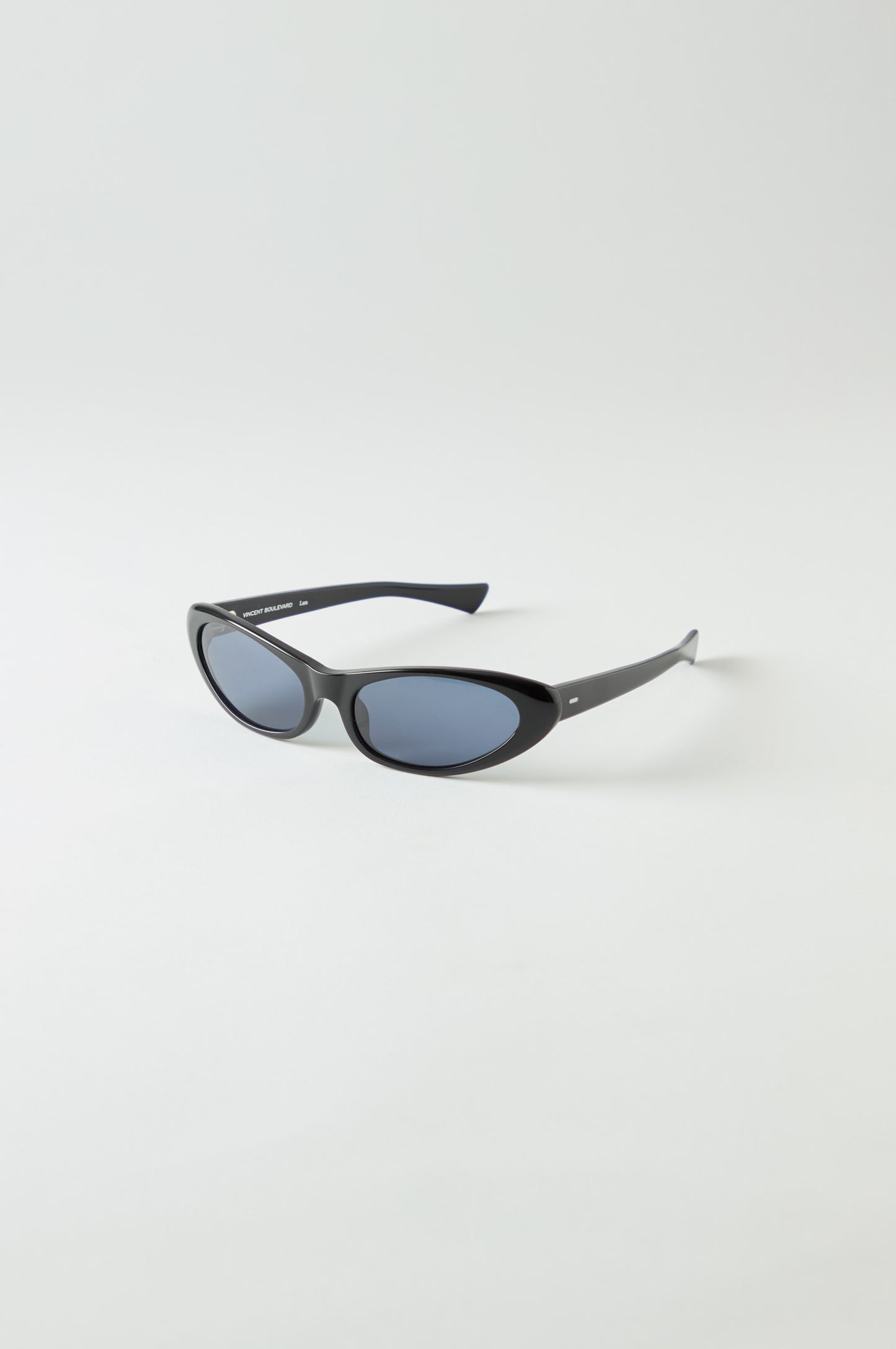 Lara in Onyx & Navy