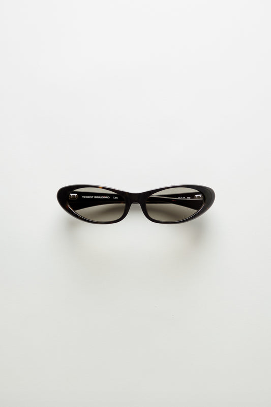 Lara in Onyx & Sage